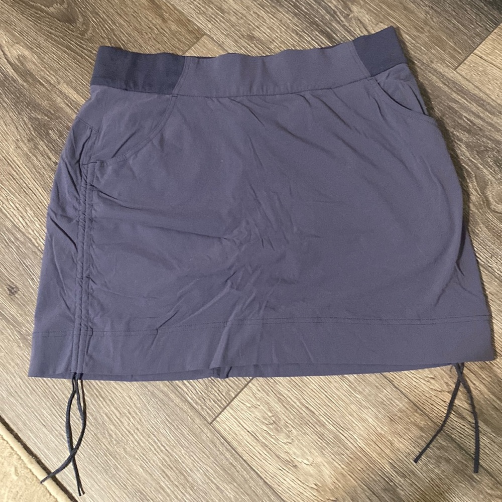 Columbia women’s skirt